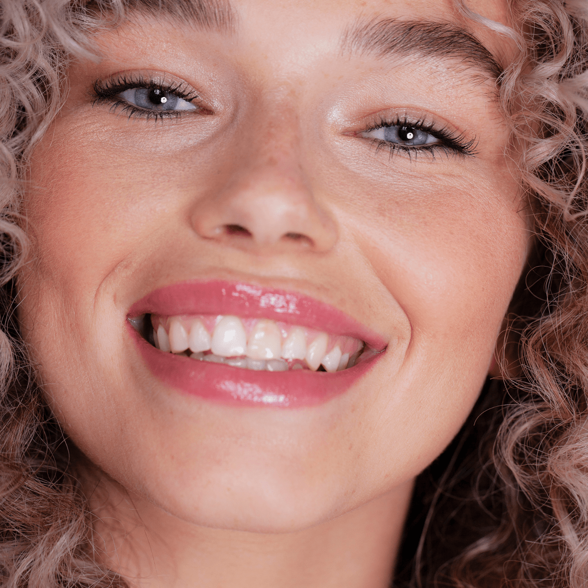 CODE LIP Lip Intense Plumper - Hyaluronic Acid Lip Plumper for Fuller Lips - CODE Beautiful