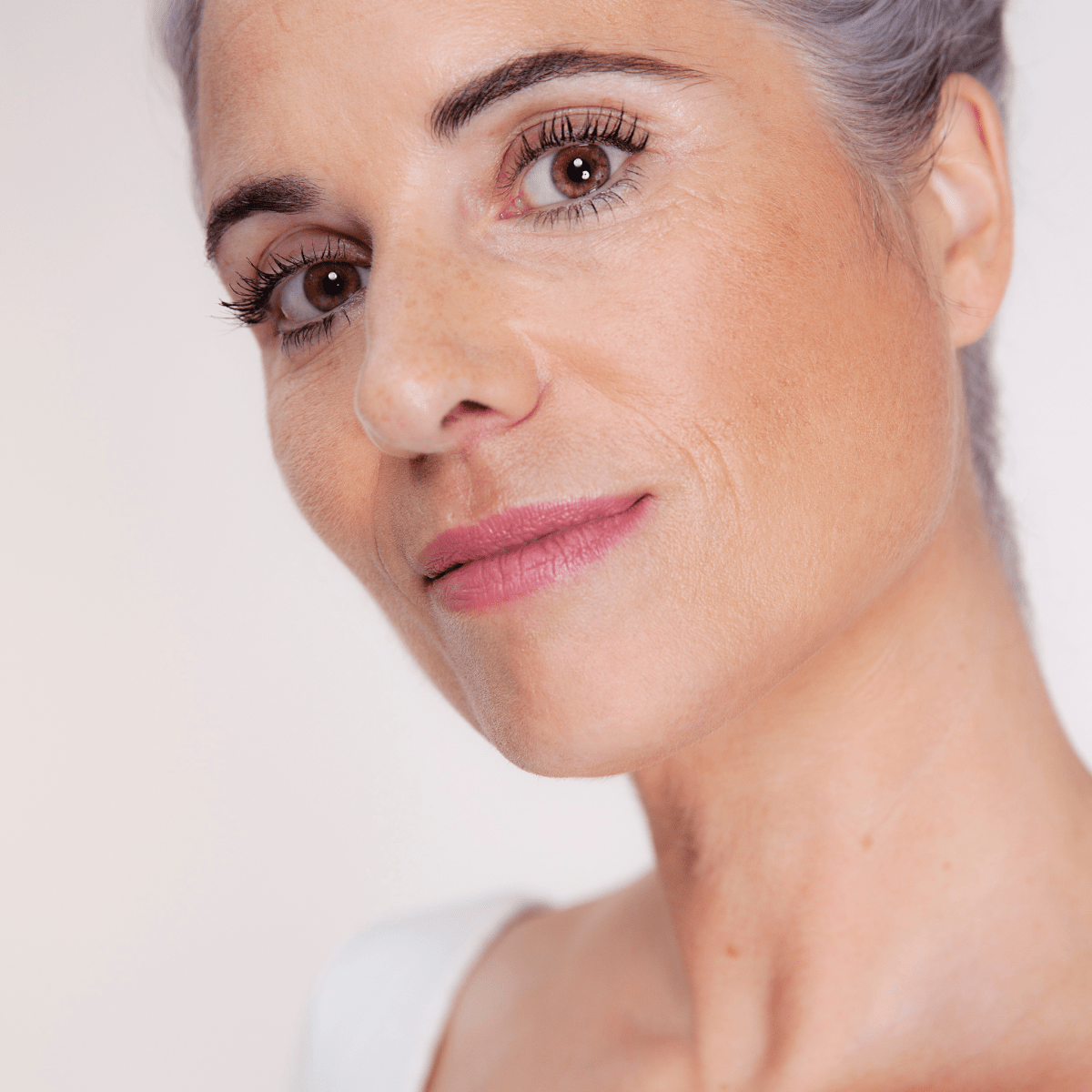 CODE SSL Soft Smooth Lip Liner - CODE Beautiful