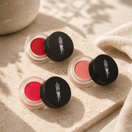 The 5-Minute Travel Makeup Routine for Women Over 40