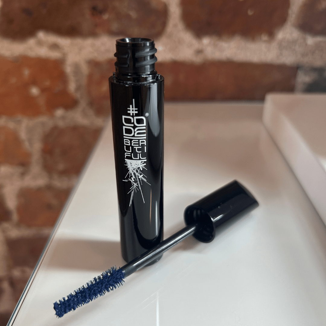 Best Vegan Mascara for Sensitive Eyes (UK): What to Look For (and What to Avoid)